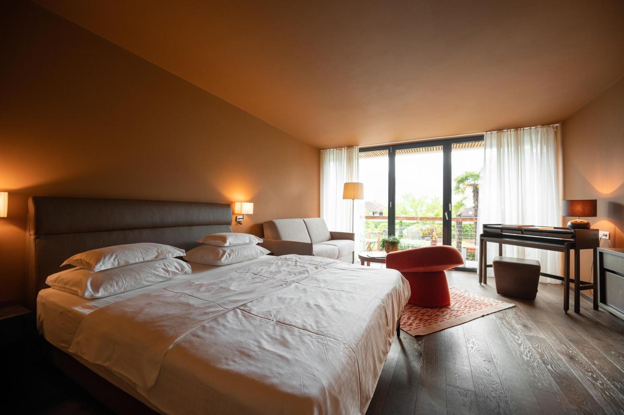 Hotel Muchele Postal / Burgstall Bagian luar foto