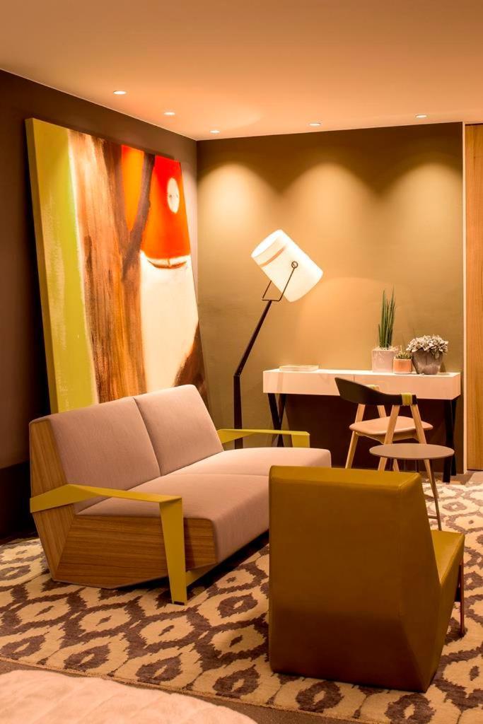Hotel Muchele Postal / Burgstall Ruang foto